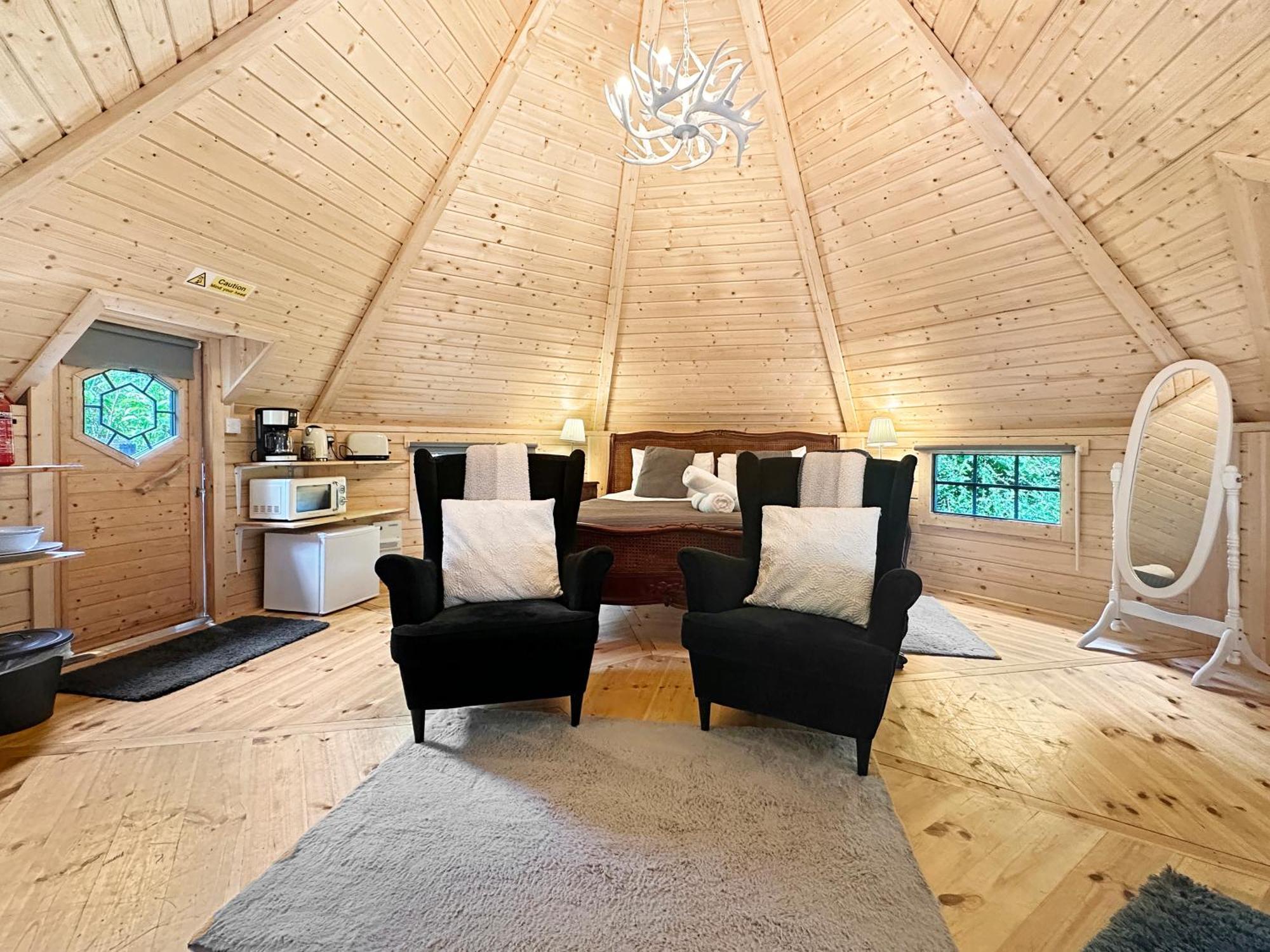 Aos Si Lodges Ballachulish Exterior photo